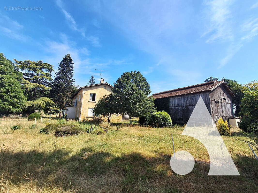 Maison  4 pièces 95m2 à Carsac Aillac - photo 16