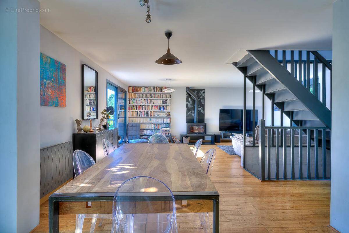 Maison à MARCOUSSIS