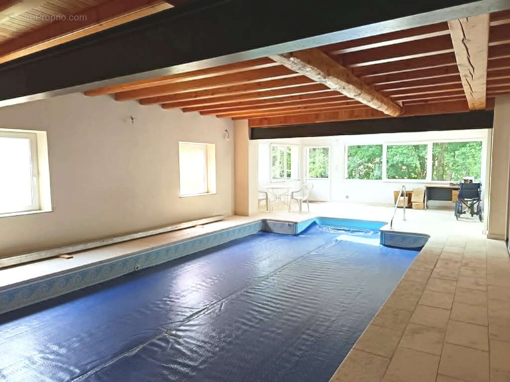 Grande  Ferme Vosgienne rénovée avec Piscine intérieure - photo 7