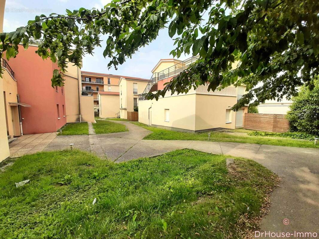 Appartement à SAINT-ETIENNE