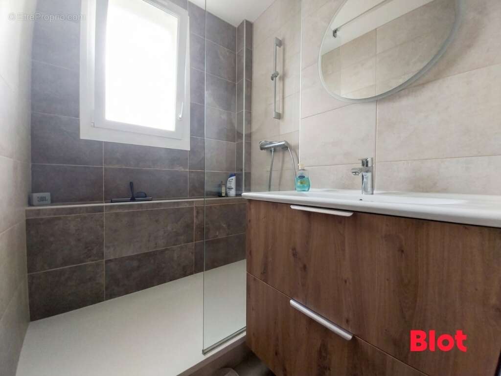Appartement 64 m² à Brest  - photo 4