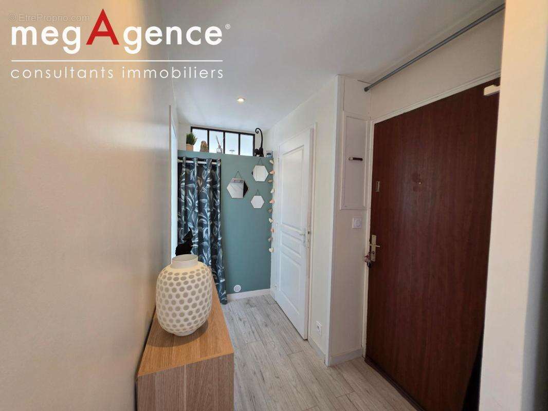 T3 Dernier étage – Lumineux, Vue dégagée, Garage et Cave - photo 8