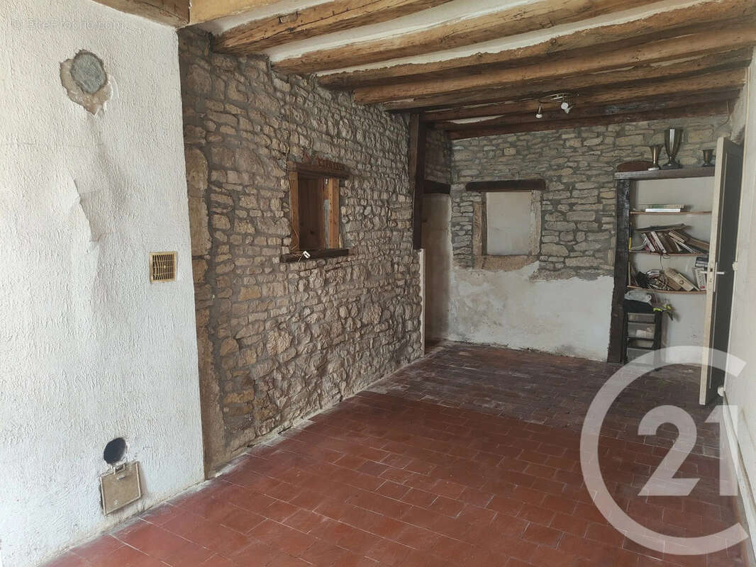 Maison 4 pièces 123 m² à vendre à Garchy (58150) - photo 5