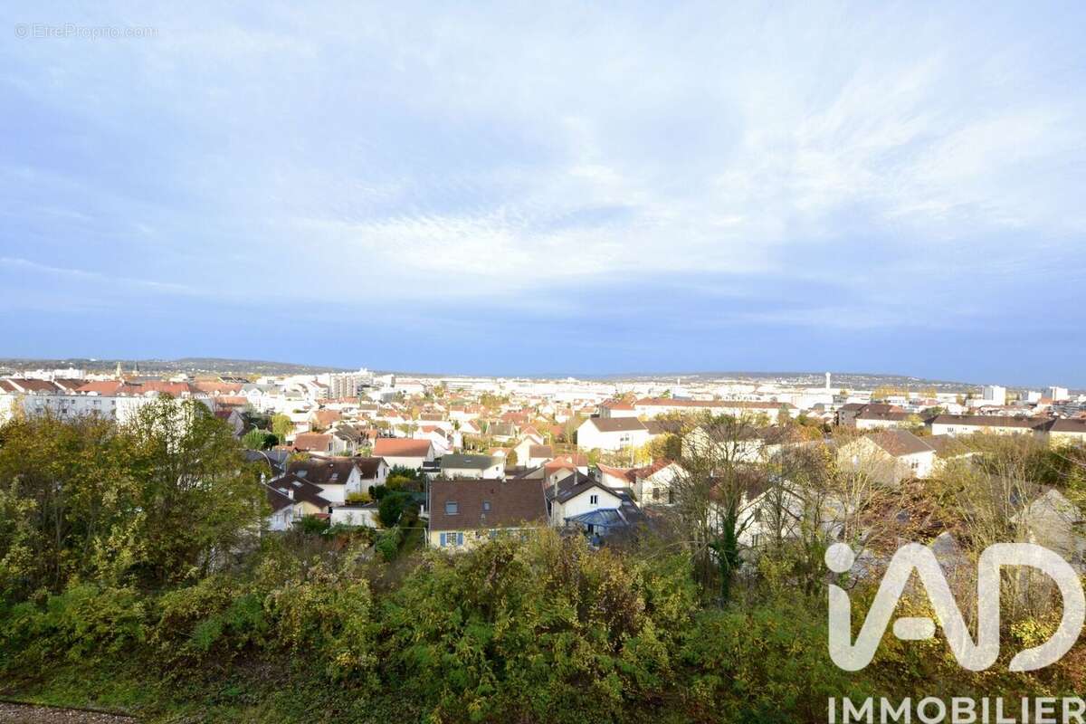 Photo 9 - Appartement à POISSY