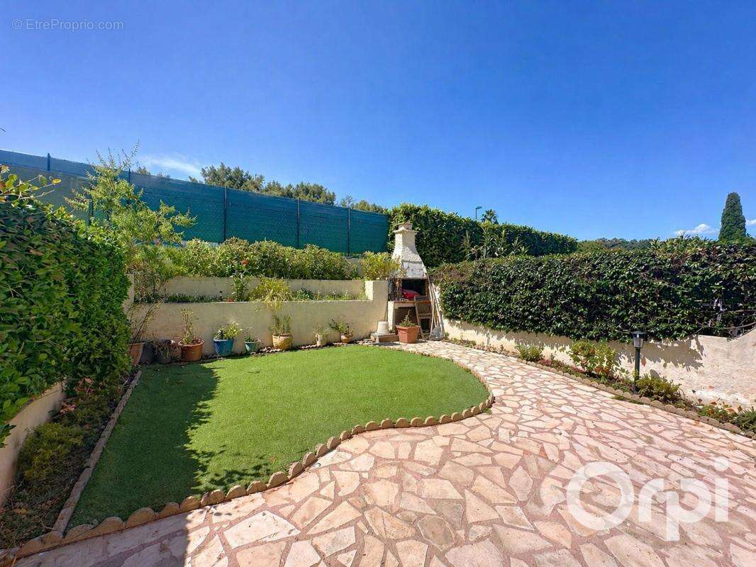 Maison à VILLENEUVE-LOUBET