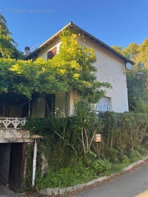 Maison à LE LARDIN-SAINT-LAZARE