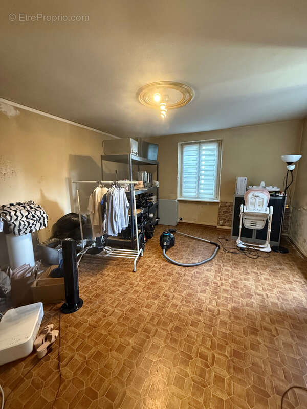 Commerce à WITTENHEIM