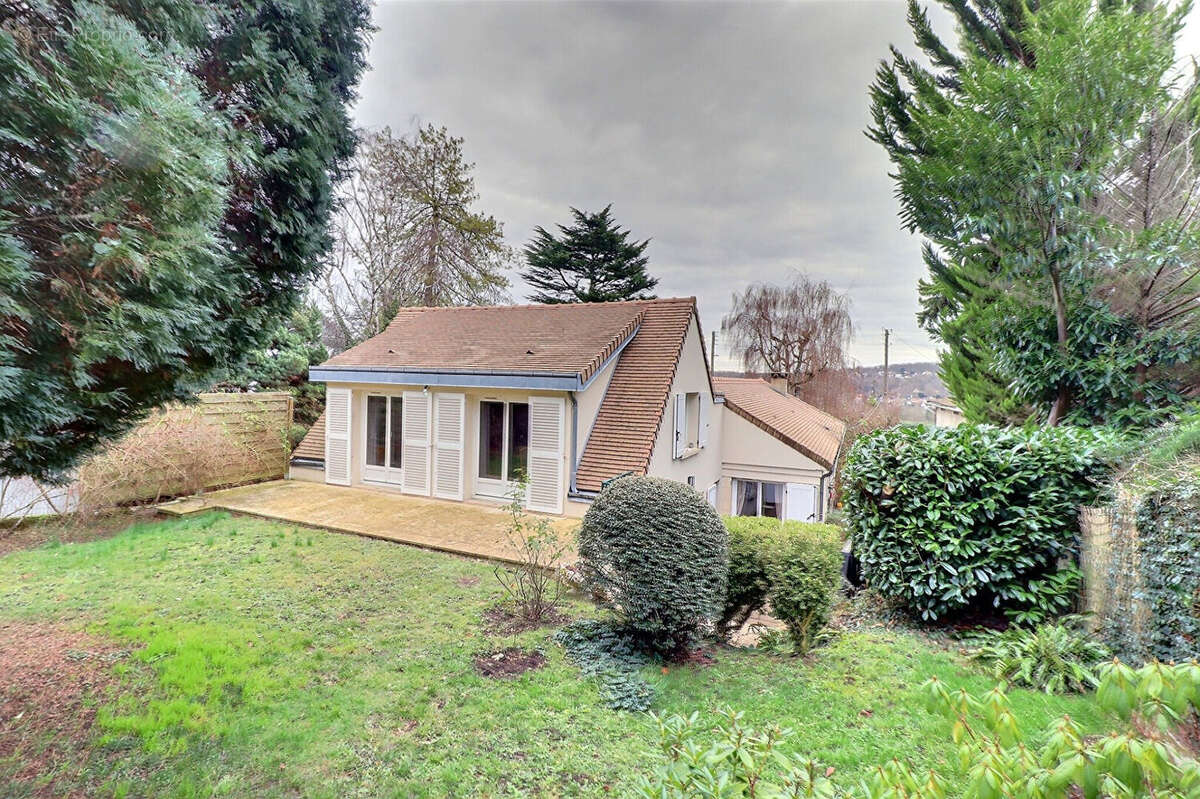 Maison à L'ETANG-LA-VILLE