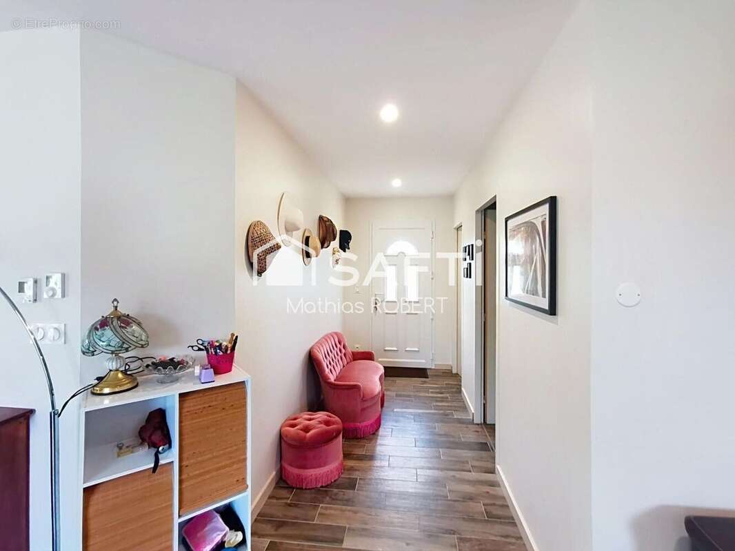 Maison 103 m² à Fouqueure  - photo 5