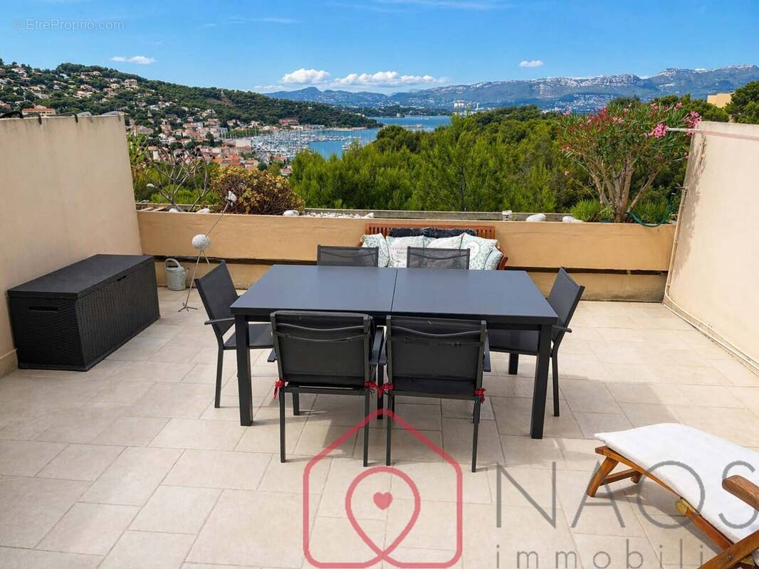 Appartement à SAINT-MANDRIER-SUR-MER