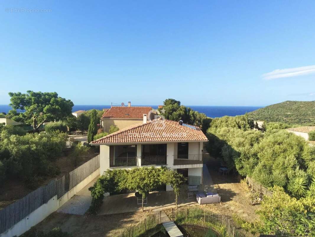 Maison à L&#039;ILE-ROUSSE