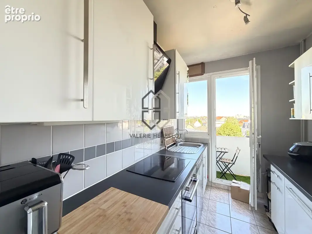 Vite : une visite pour ce beaux 3 pièces avec 2 balcons - photo 6