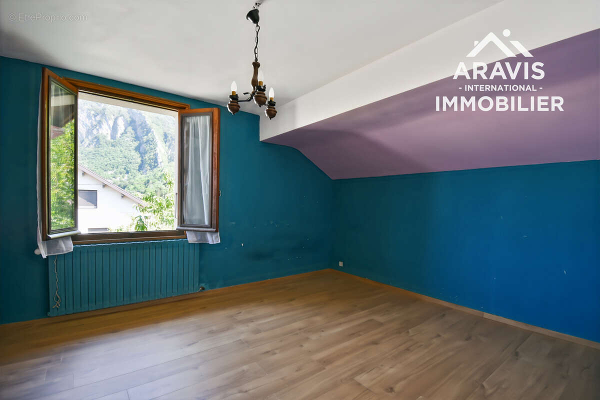 Maison lumineuse avec 6 chambres - photo 20