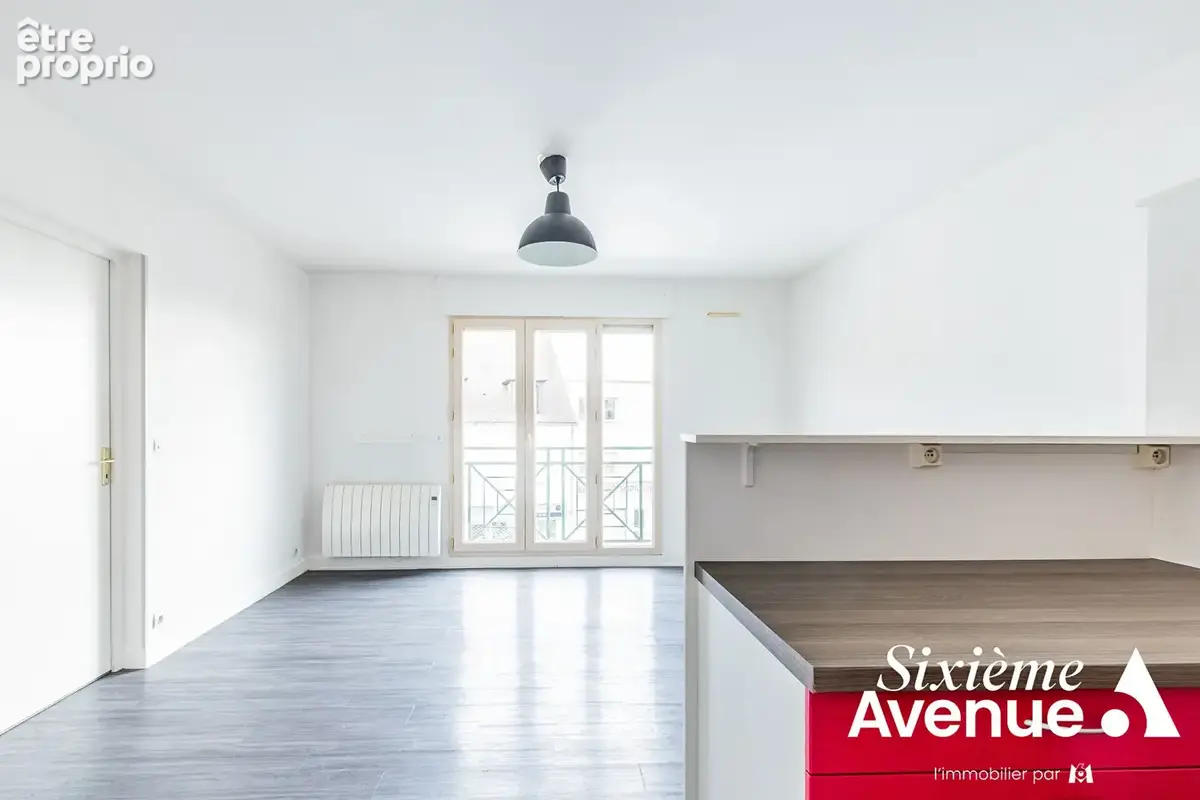Appartement deux pièces VENDU LOUÉ disposant d'un stationnement sécurisé. - photo 6