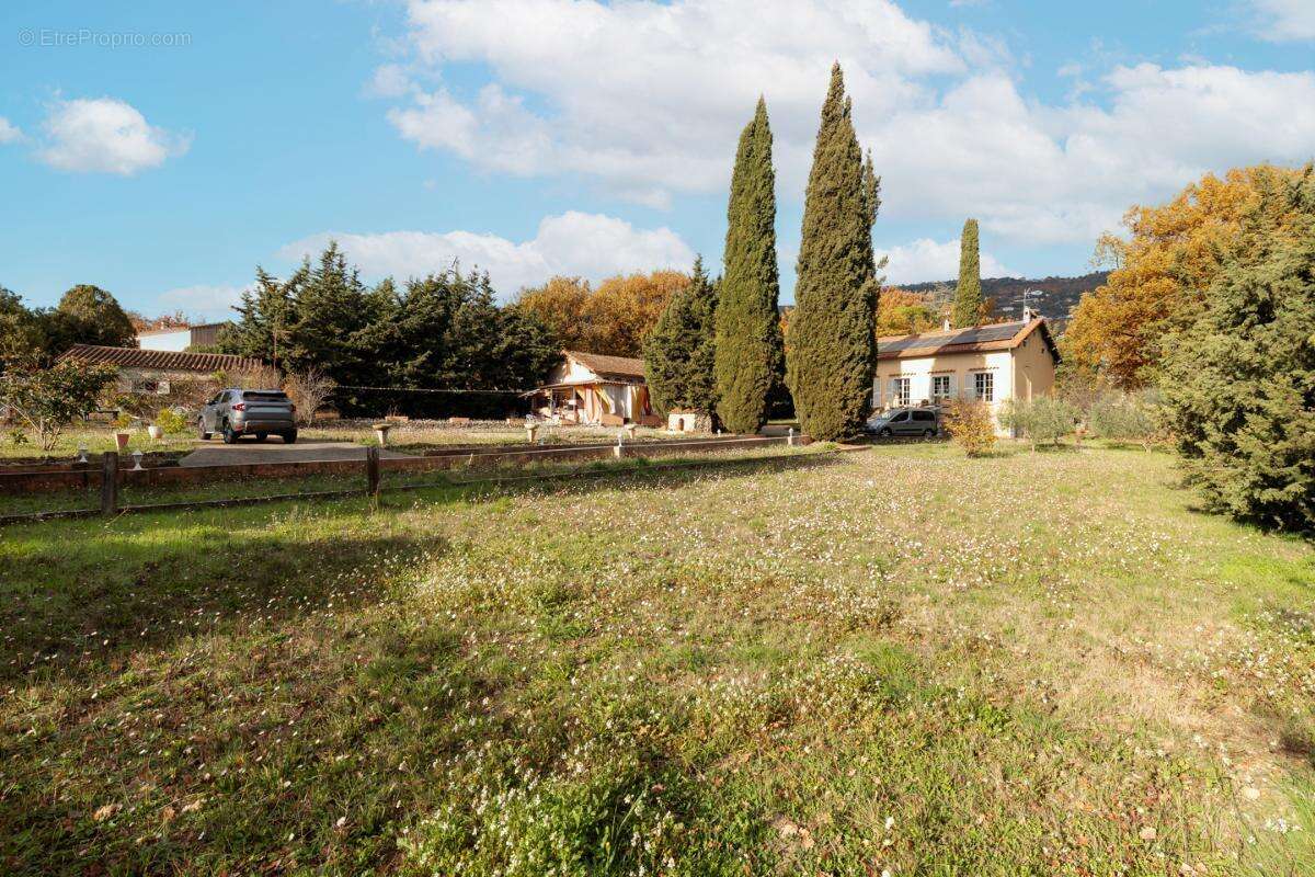 Maison à PEYMEINADE