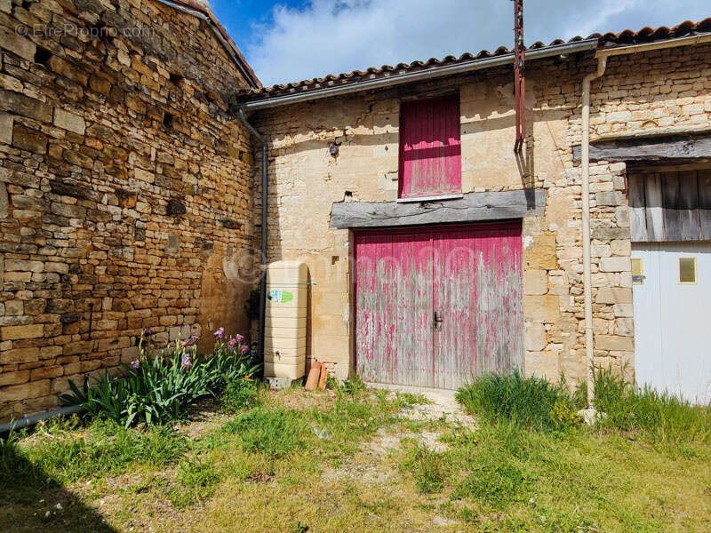 Maison à SAUZE-VAUSSAIS