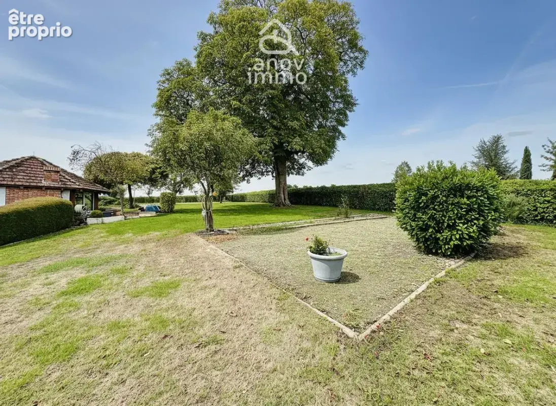 Grange rénovée avec goût   173 m2 habitables, 100 m2 de dépe - photo 16