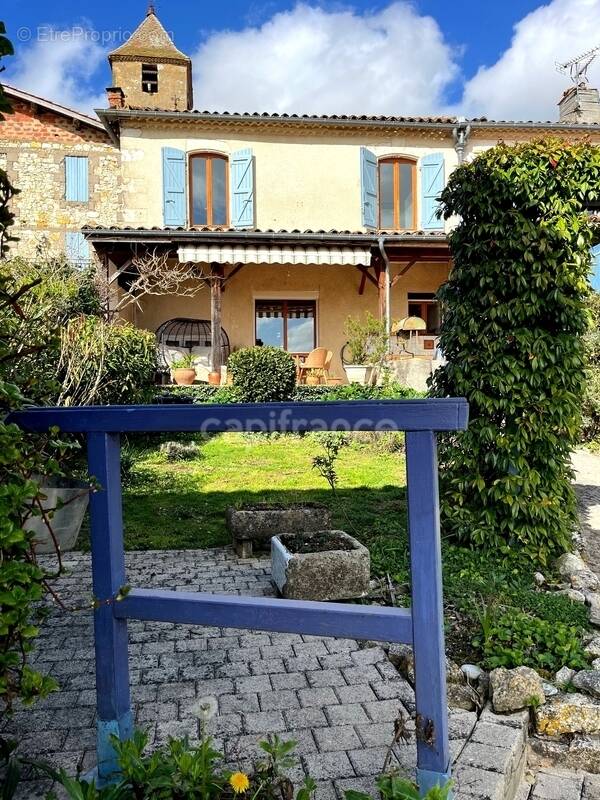 Maison à FLEURANCE