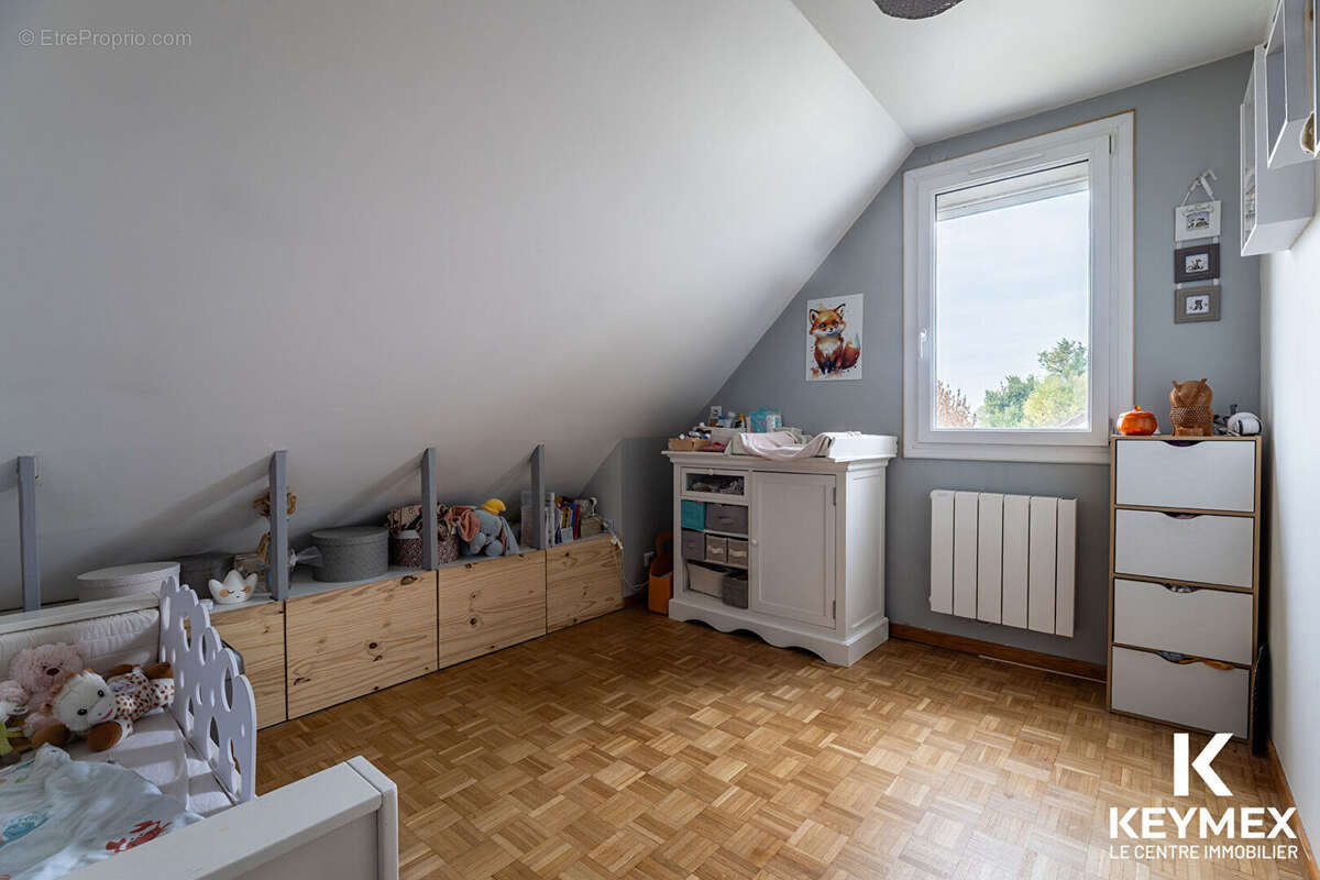 Maison à NEUILLY-EN-THELLE