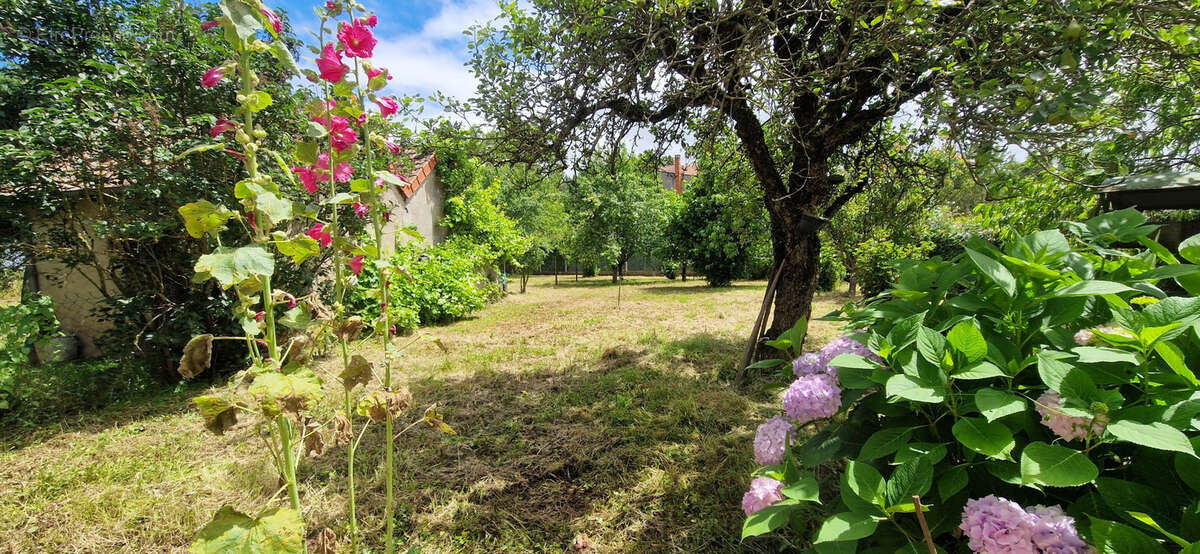 Maison à SAINT-DESIRE