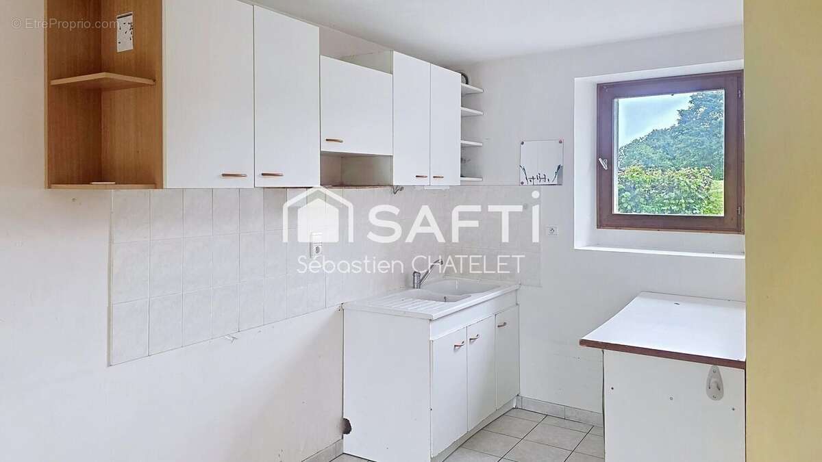 Appartement 85 m² à Saint-Ours  - photo 3
