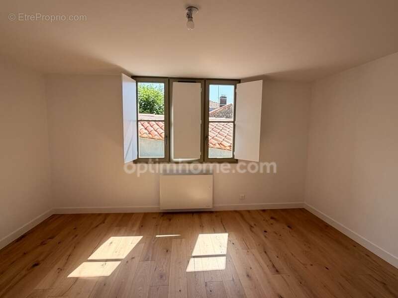 Appartement à vendre 3 pièces MORTAGNE SUR SEVRE (85) - photo 7