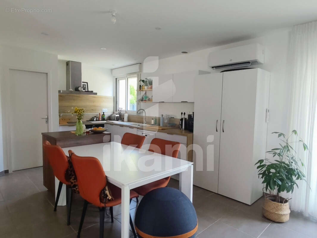 Maison entièrement rénovée 103 m2 Génissieux - photo 7