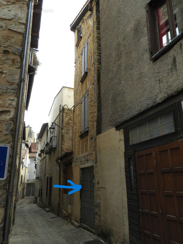 Maison à VILLEFRANCHE-DE-ROUERGUE