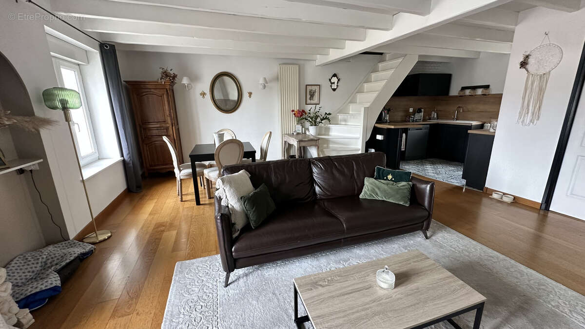 Appartement à BEAUMONT-LES-VALENCE