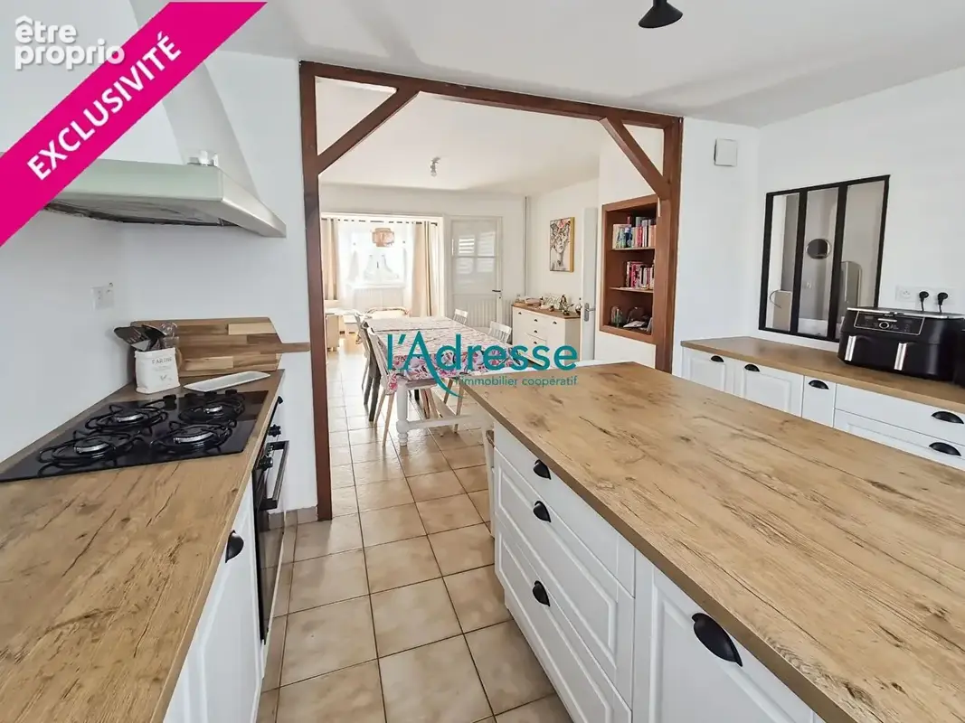 Maison à MONTREVAULT