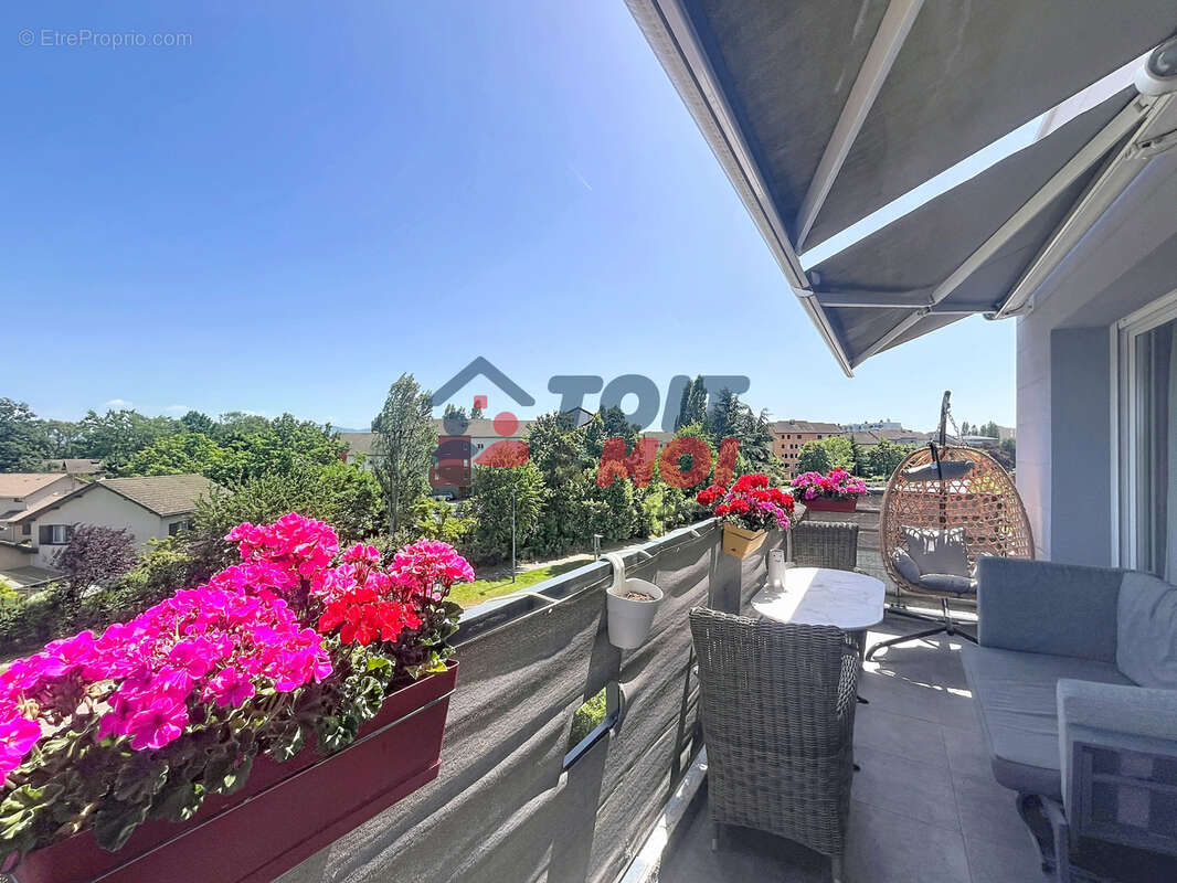Appartement à SAINT-GENIS-POUILLY