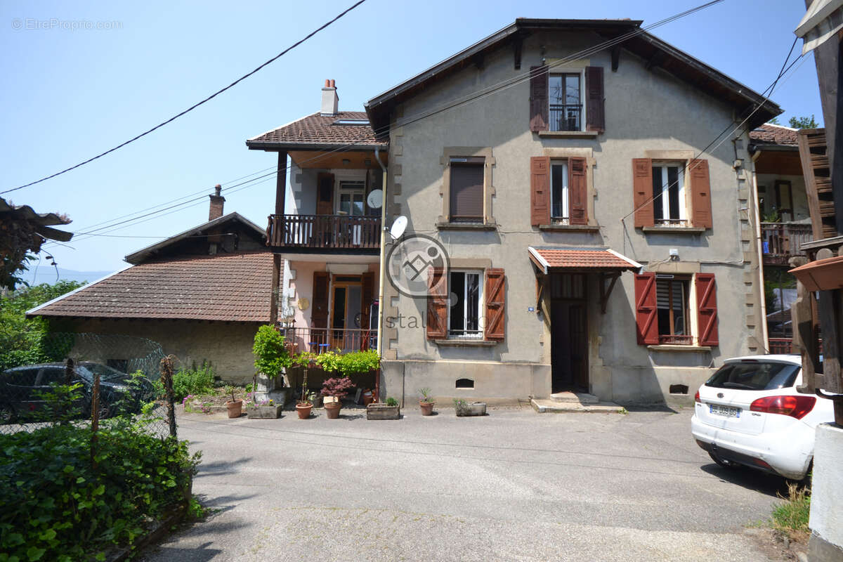 Appartement à DOMENE