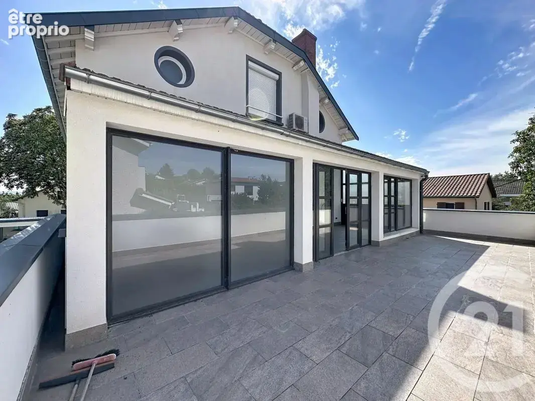 Maison 360 m² à Feyzin  - photo 4