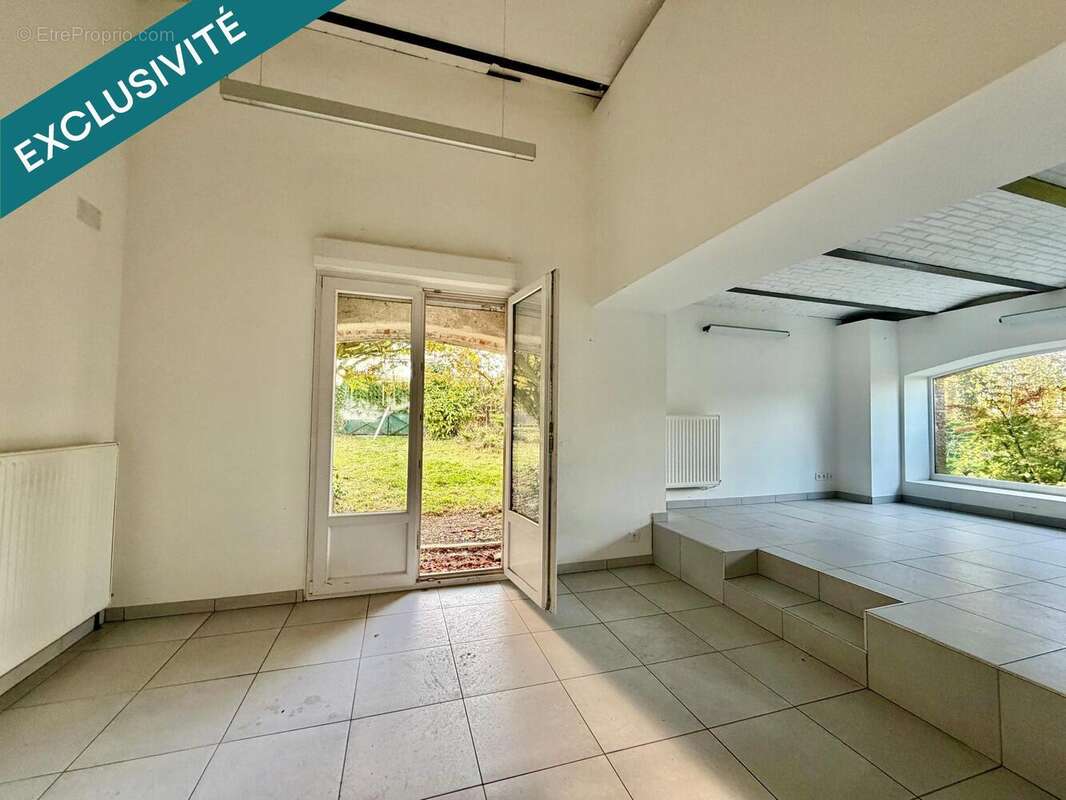 Photo 3 - Appartement à BELLEVILLE-SUR-MEUSE