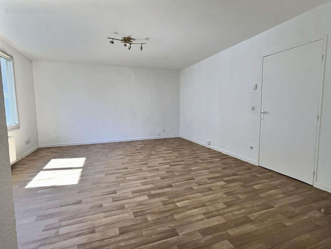 Appartement à LYON-9E