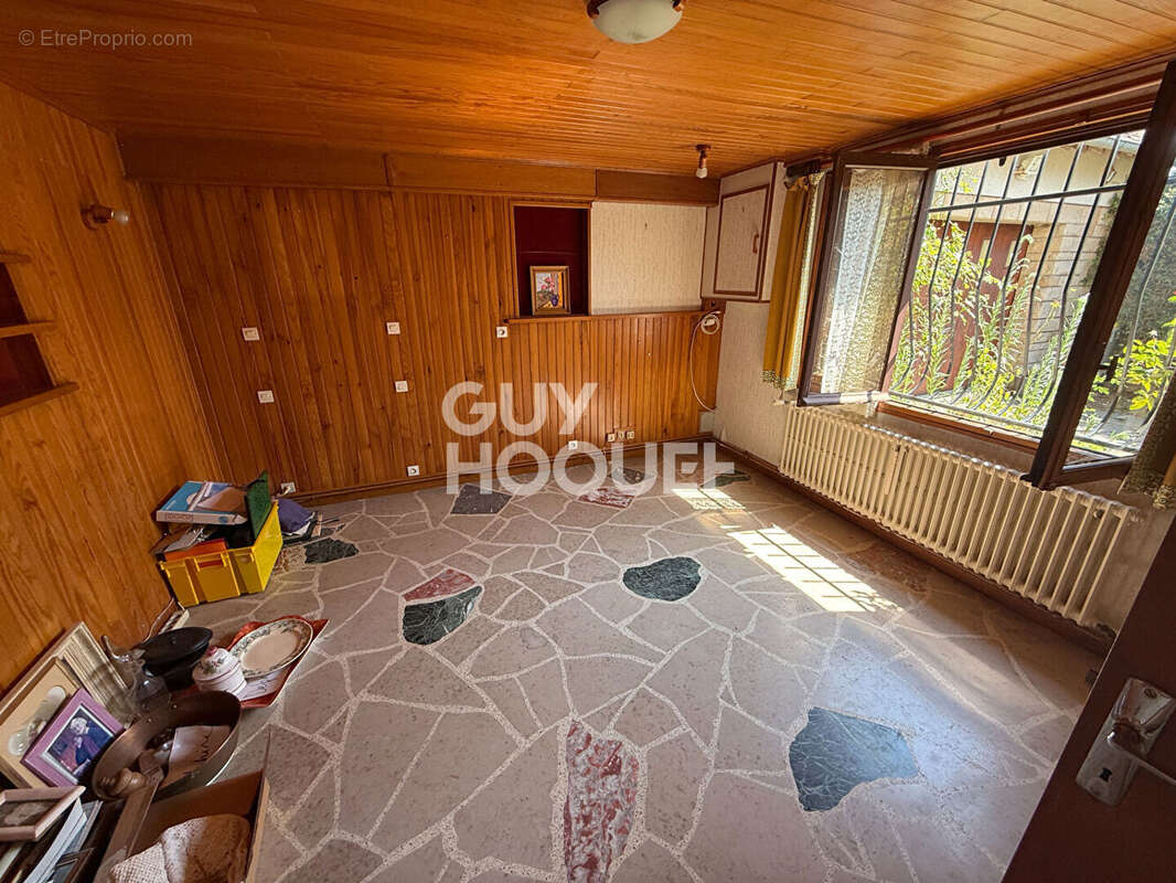 Maison Paley 7 pièce(s) avec 4/5 chambres dans le petit village de Paley A SAISIR - photo 9