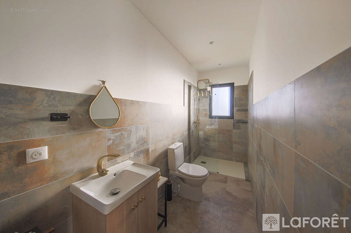 Maison à L'ILE-ROUSSE