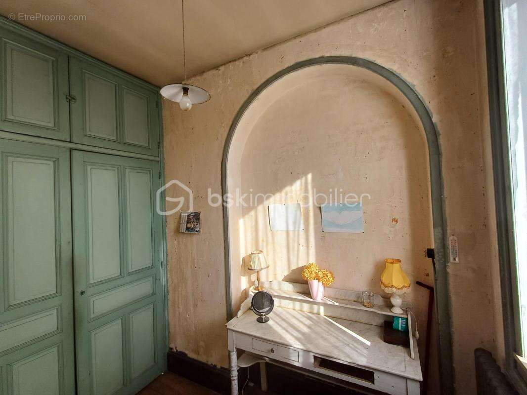 Maison à POURU-SAINT-REMY