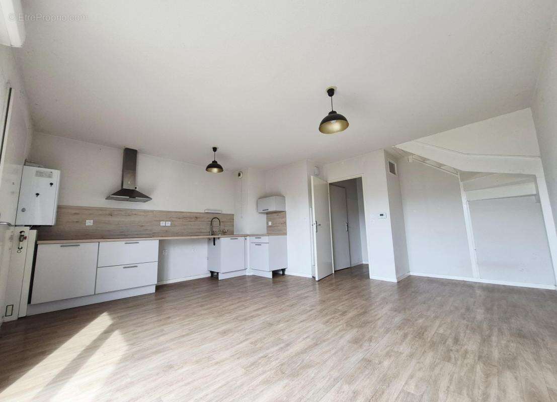 Appartement duplex avec terrasse et jardinet lacanau centre - photo 3
