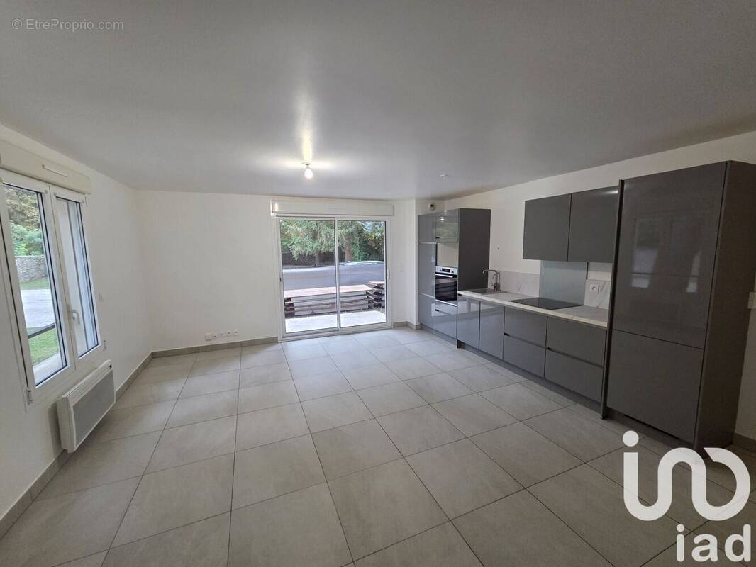 Photo 1 - Appartement à AUVERS-SAINT-GEORGES