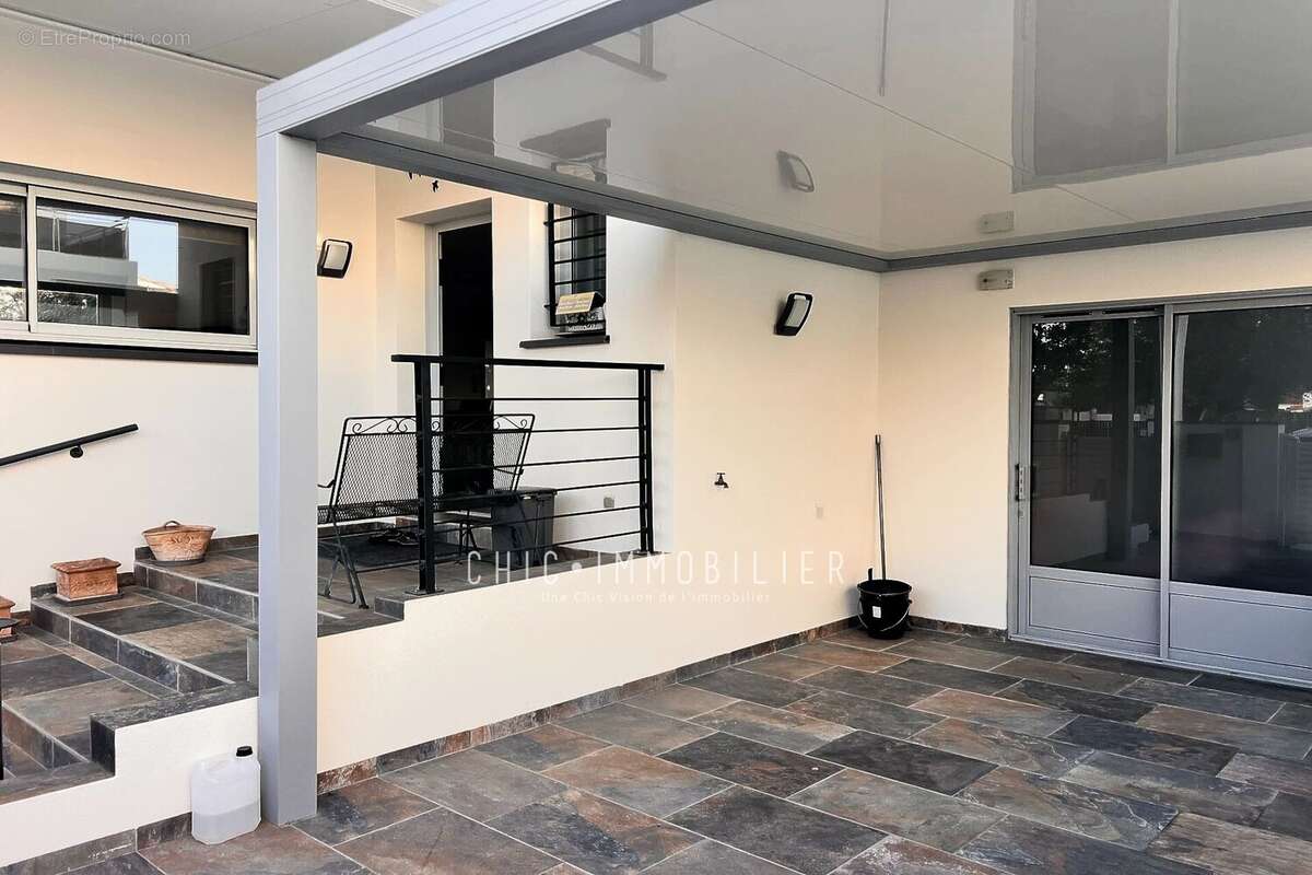 Maison à LATOUR-BAS-ELNE