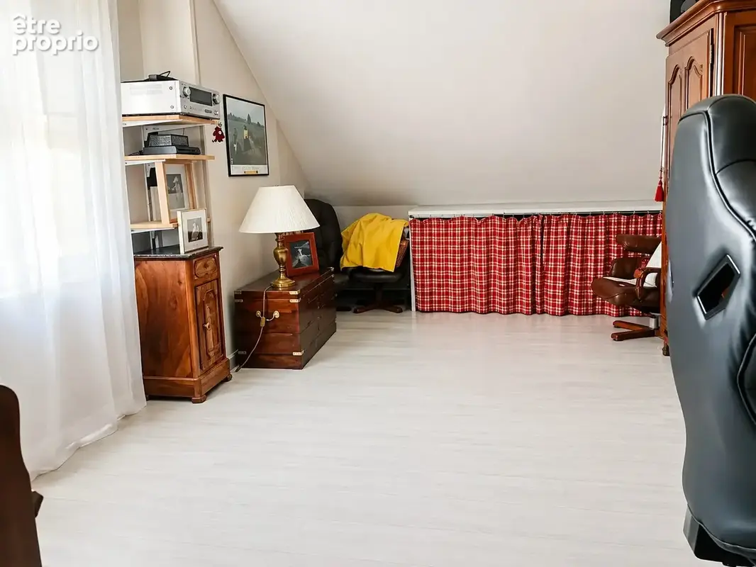 Maison 200 m² à Vivonne  - photo 9