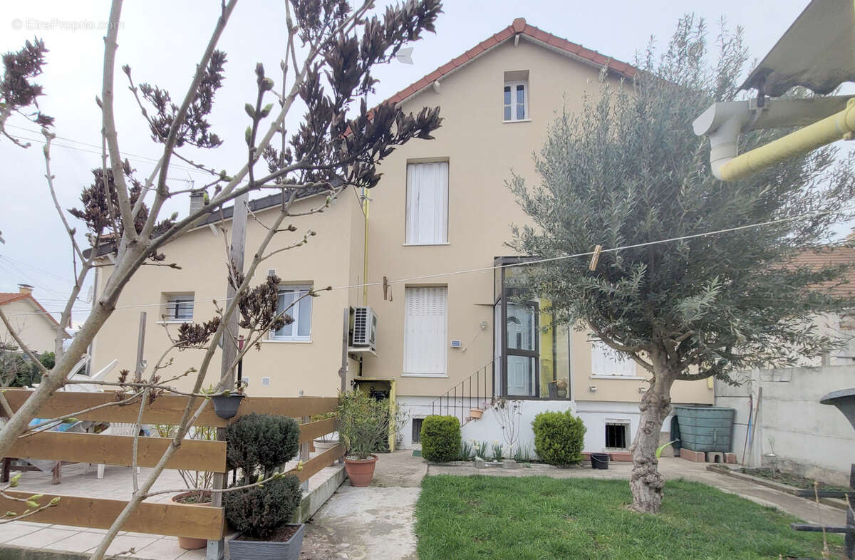 Maison à SAINT-DENIS