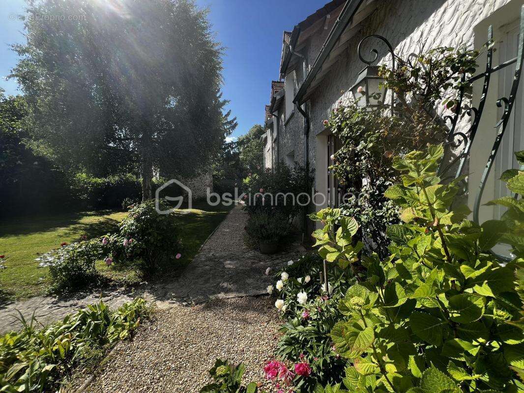 Maison à LA FERTE-GAUCHER