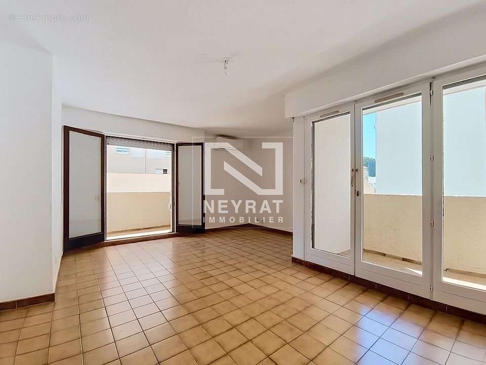 Appartement à SAINT-RAPHAEL