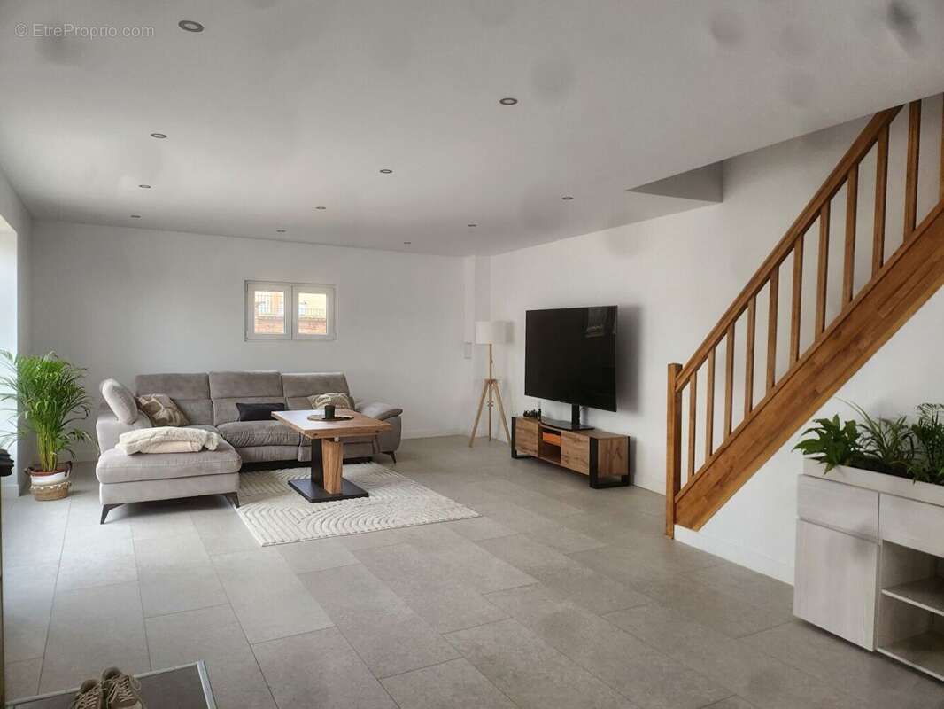 Maison Bornel - photo 2