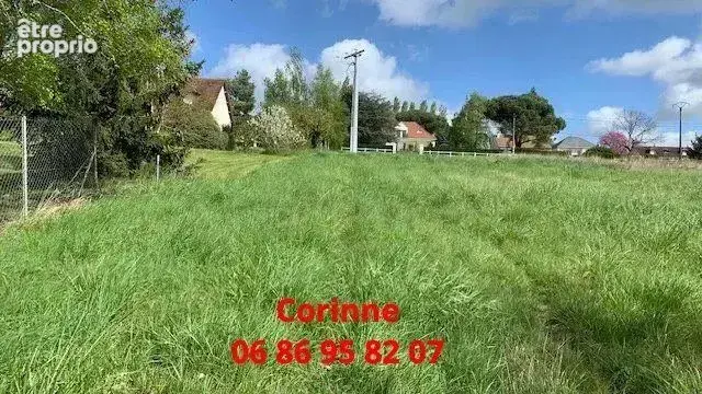 Terrain à CIVRAY-DE-TOURAINE