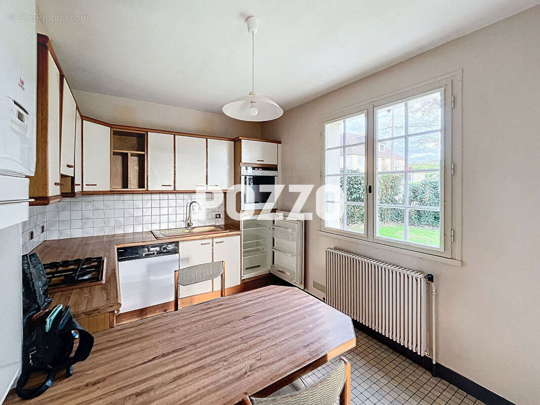 Maison à SAINT-PAIR-SUR-MER