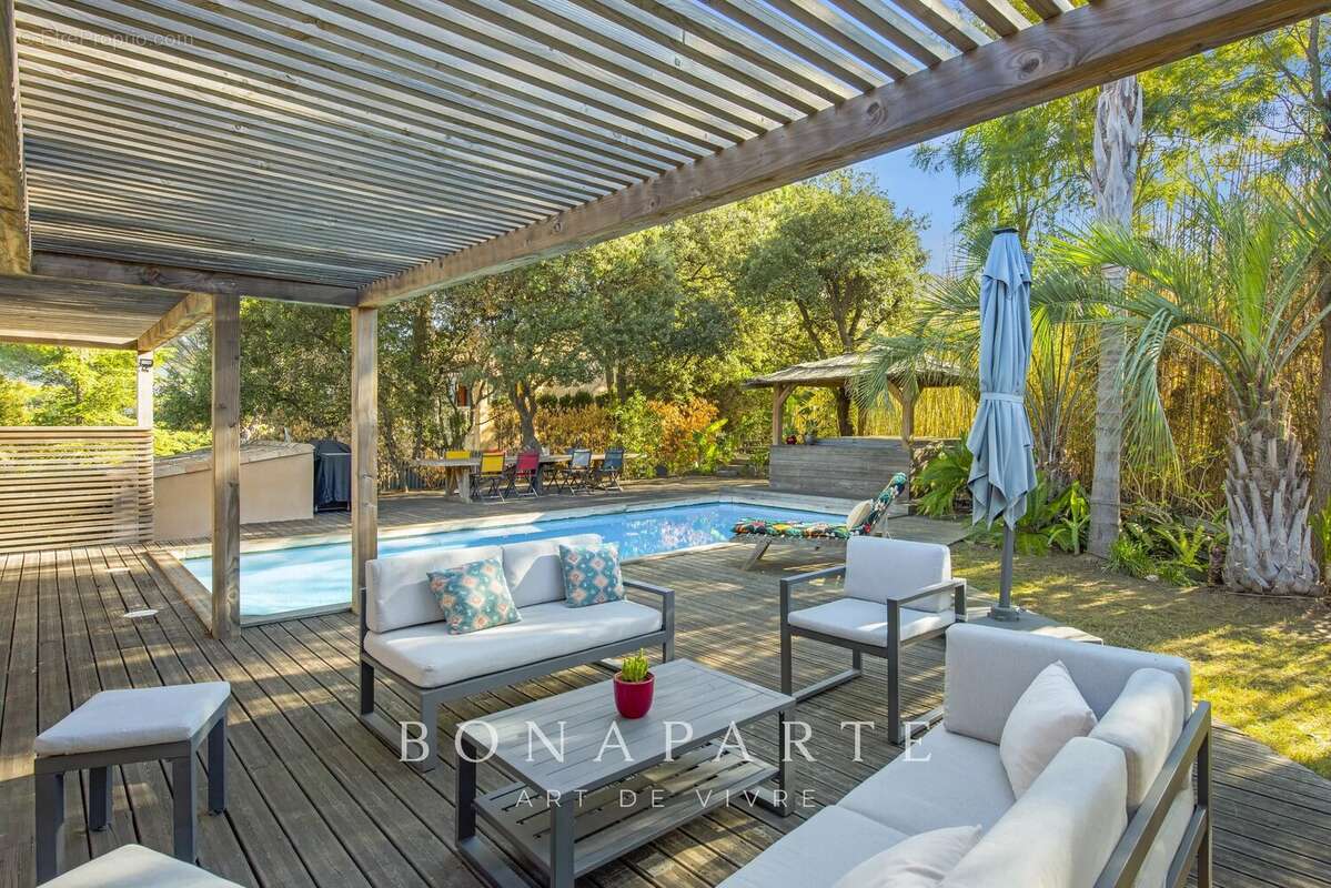 Villa 7 pièces avec piscine - Fréjus - photo 4