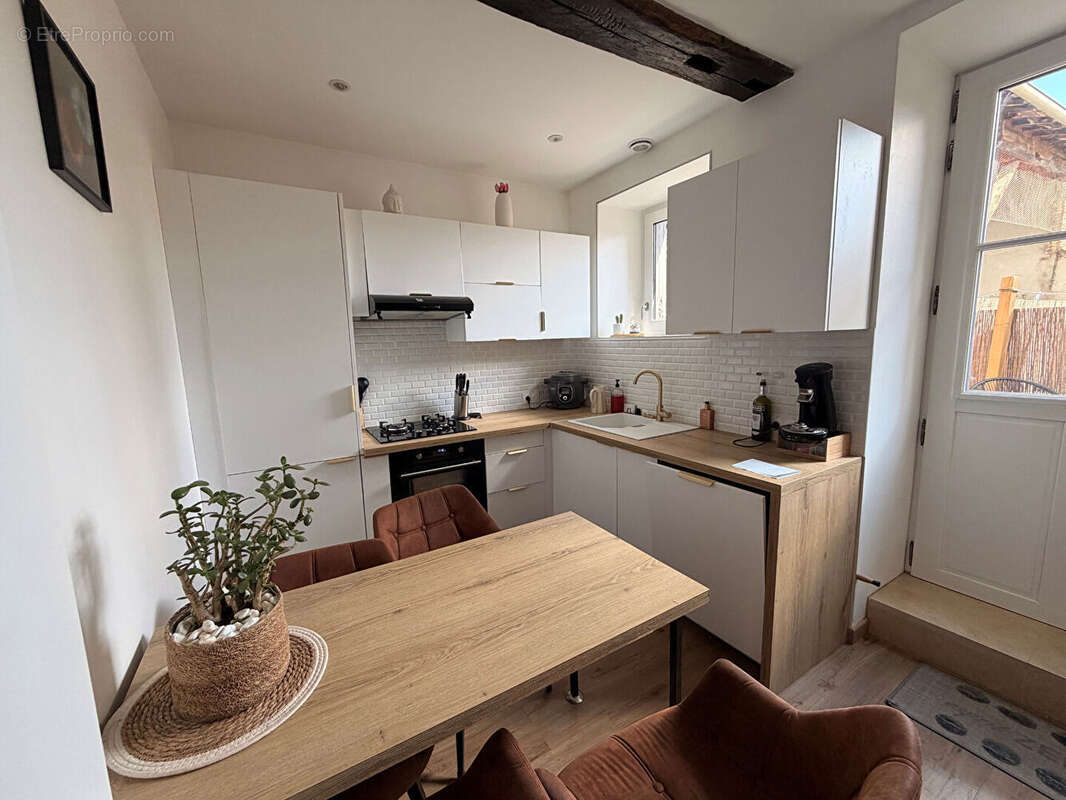 Appartement à CHATILLON-SUR-CHALARONNE